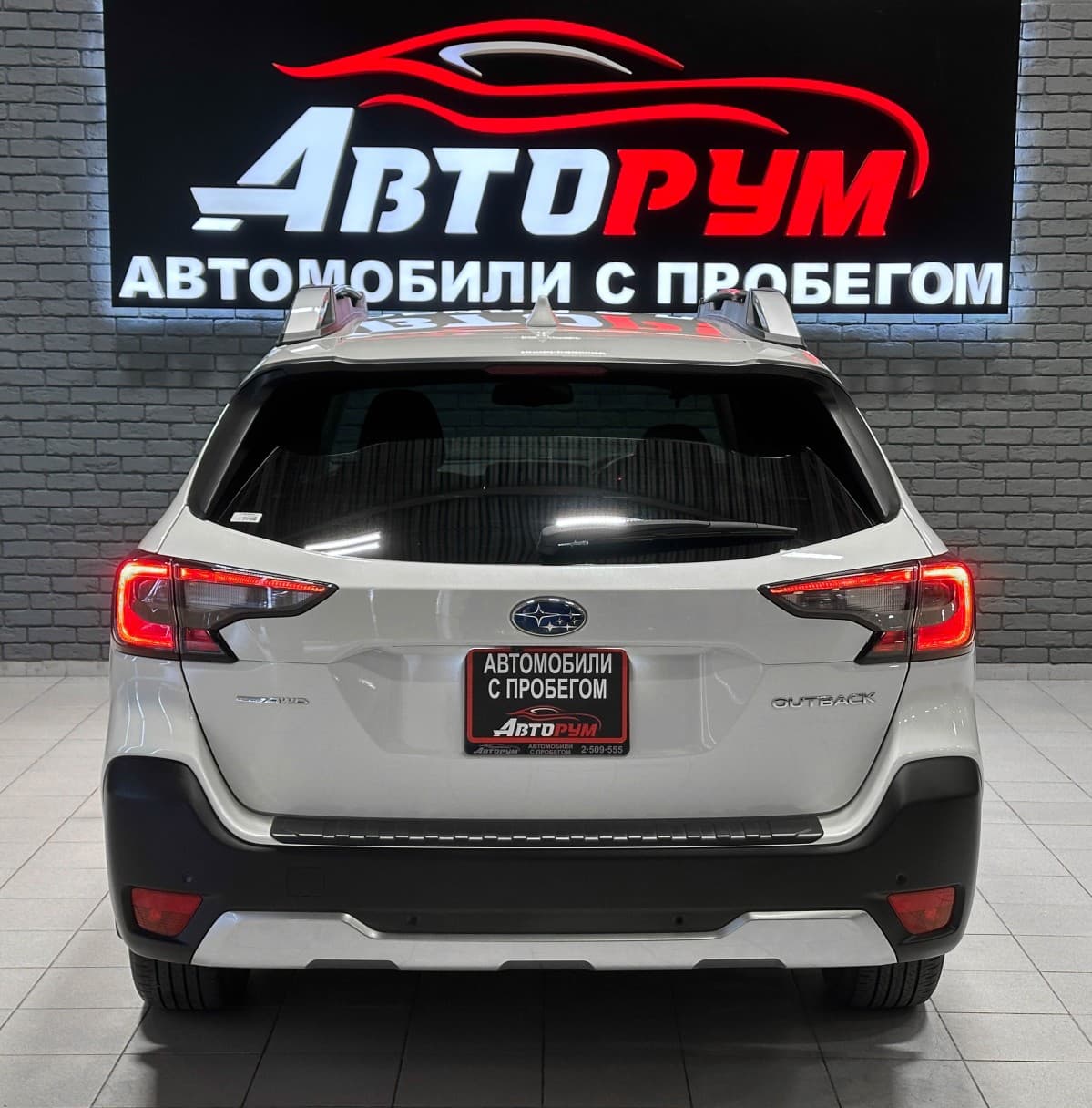 Subaru Outback - фото 7