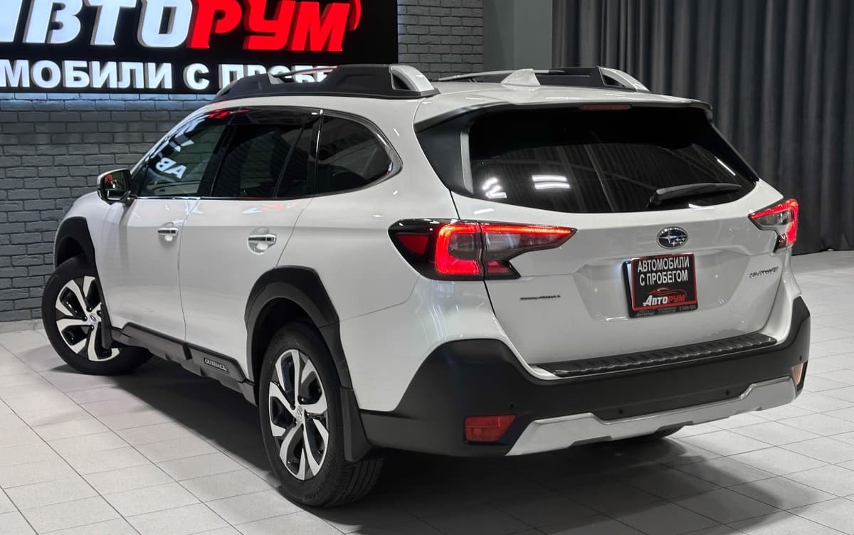 Subaru Outback - фото 9