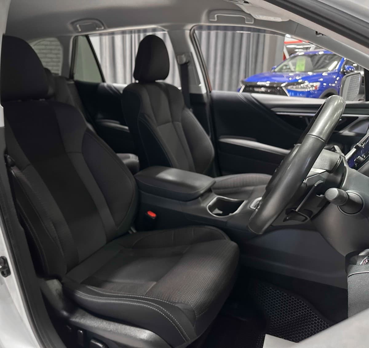 Subaru Outback - фото 11