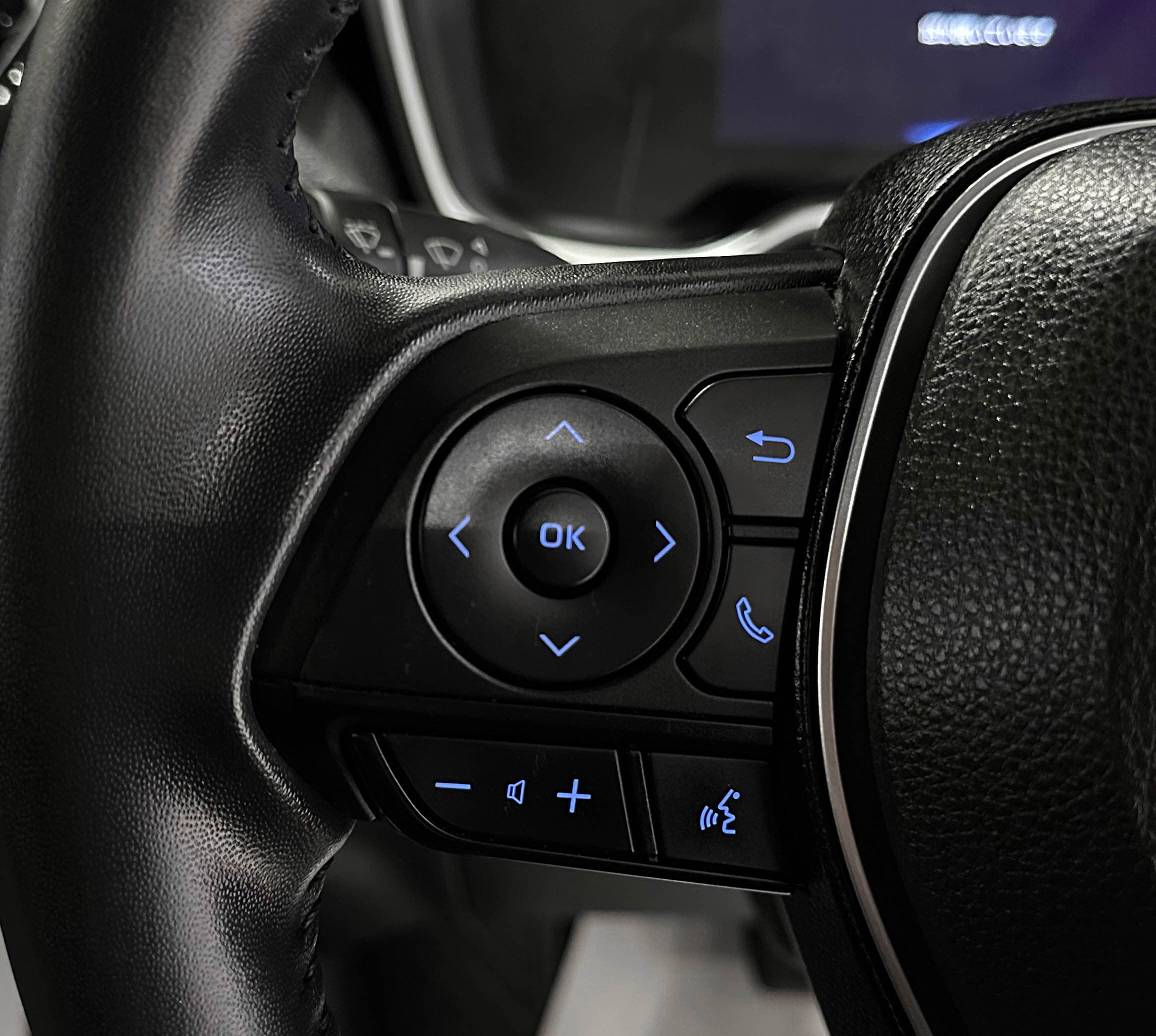 Toyota Corolla Cross - фото 19