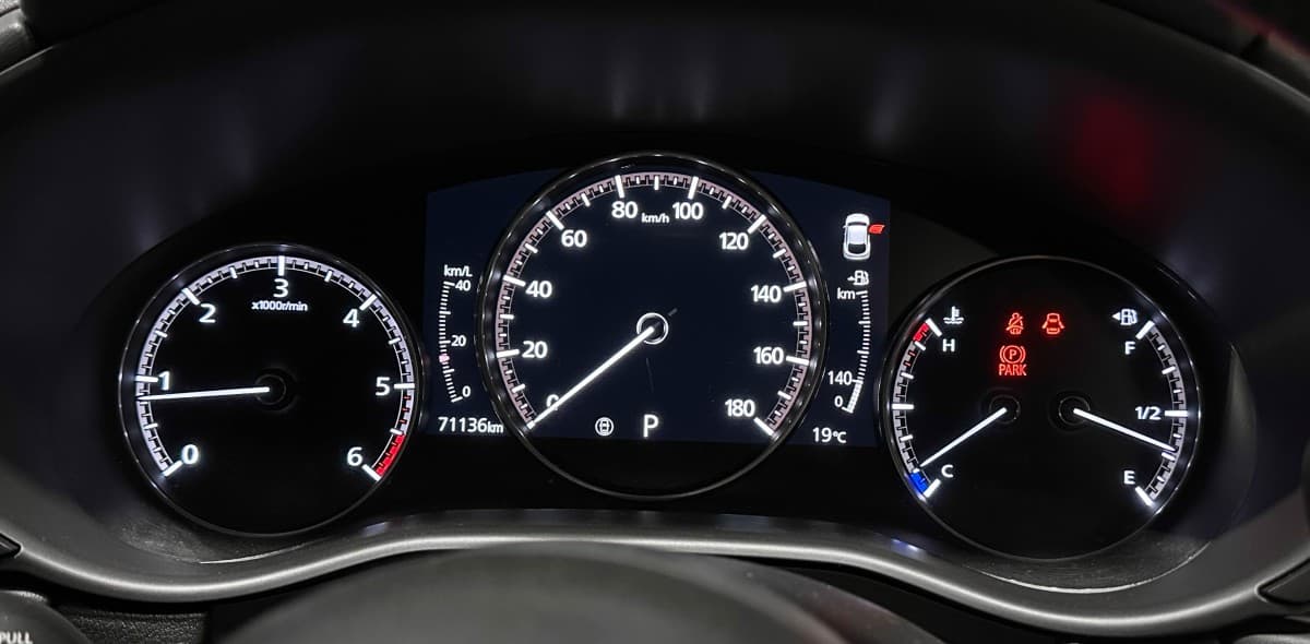 Mazda CX-30 - фото 19
