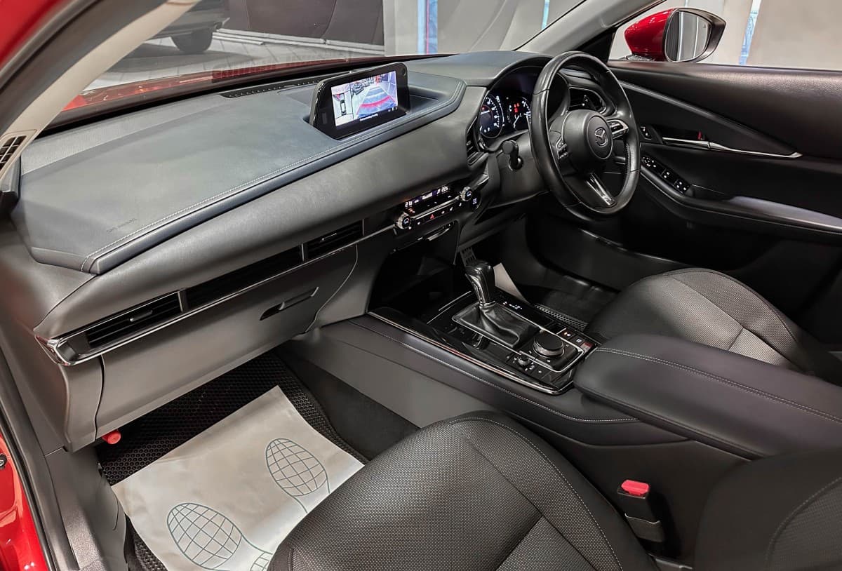 Mazda CX-30 - фото 16