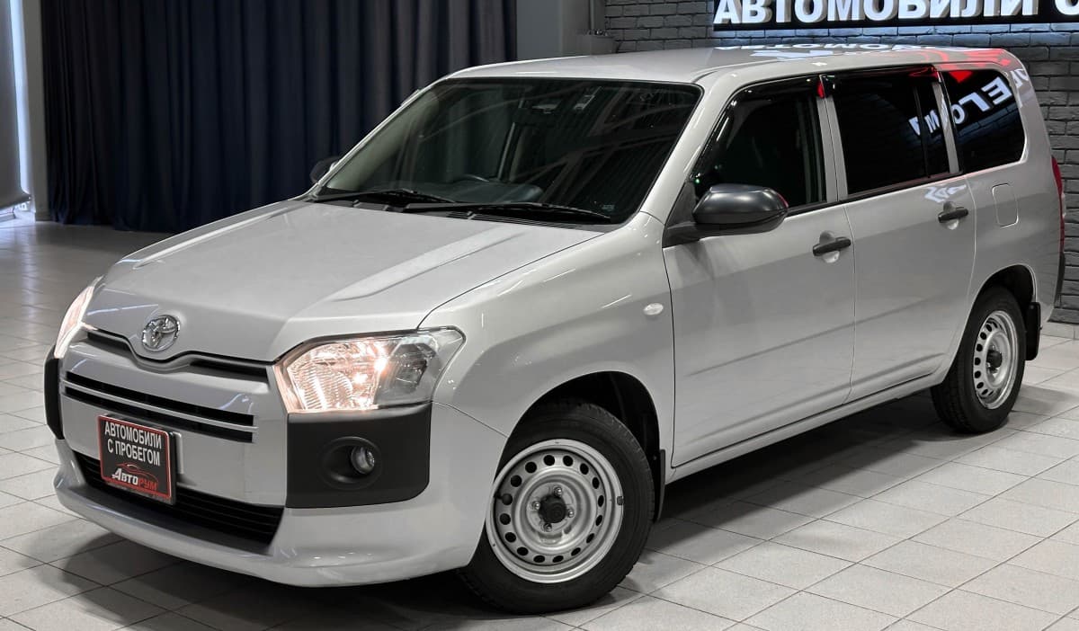 Toyota Probox - 2