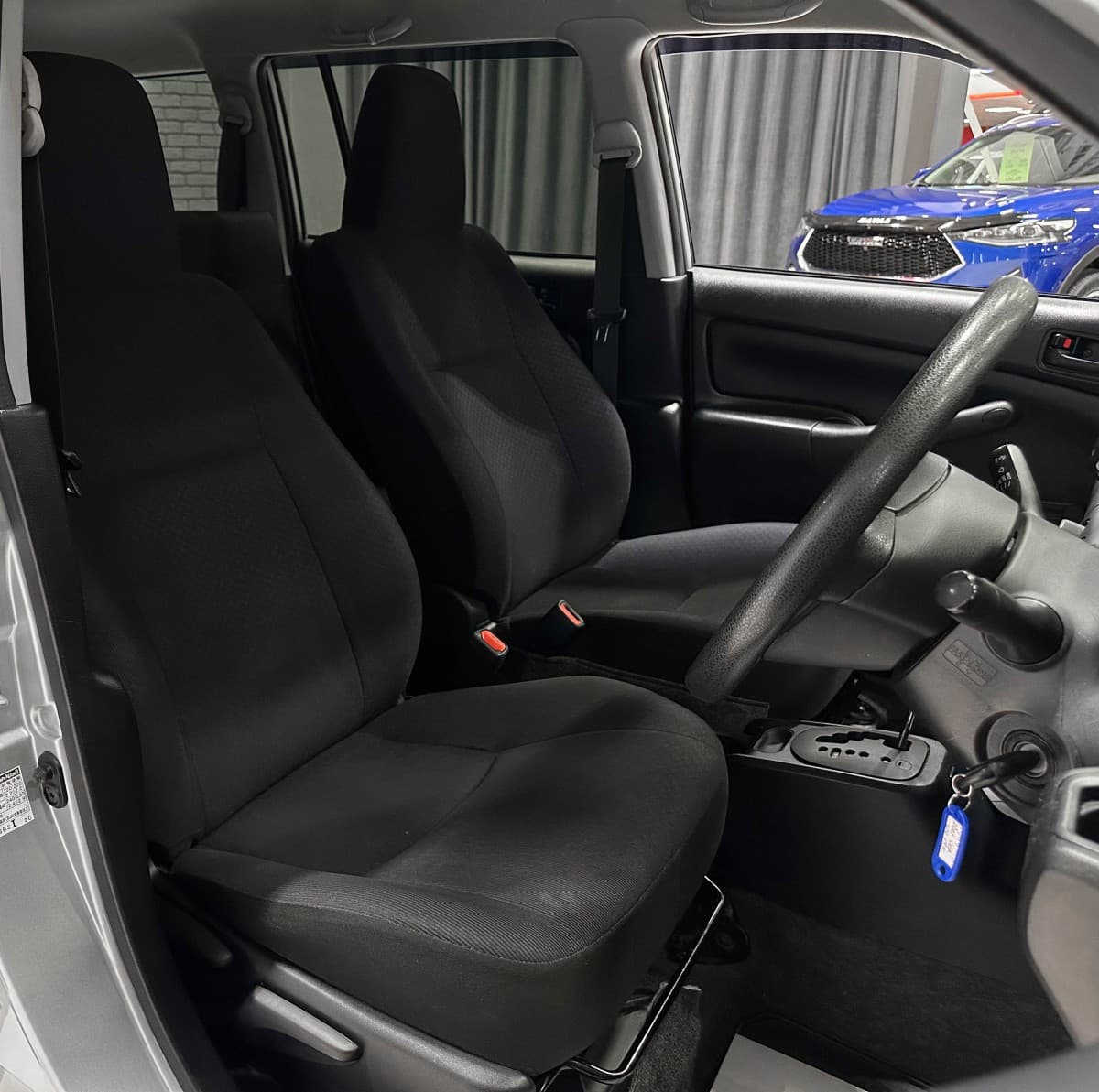 Toyota Probox - фото 11