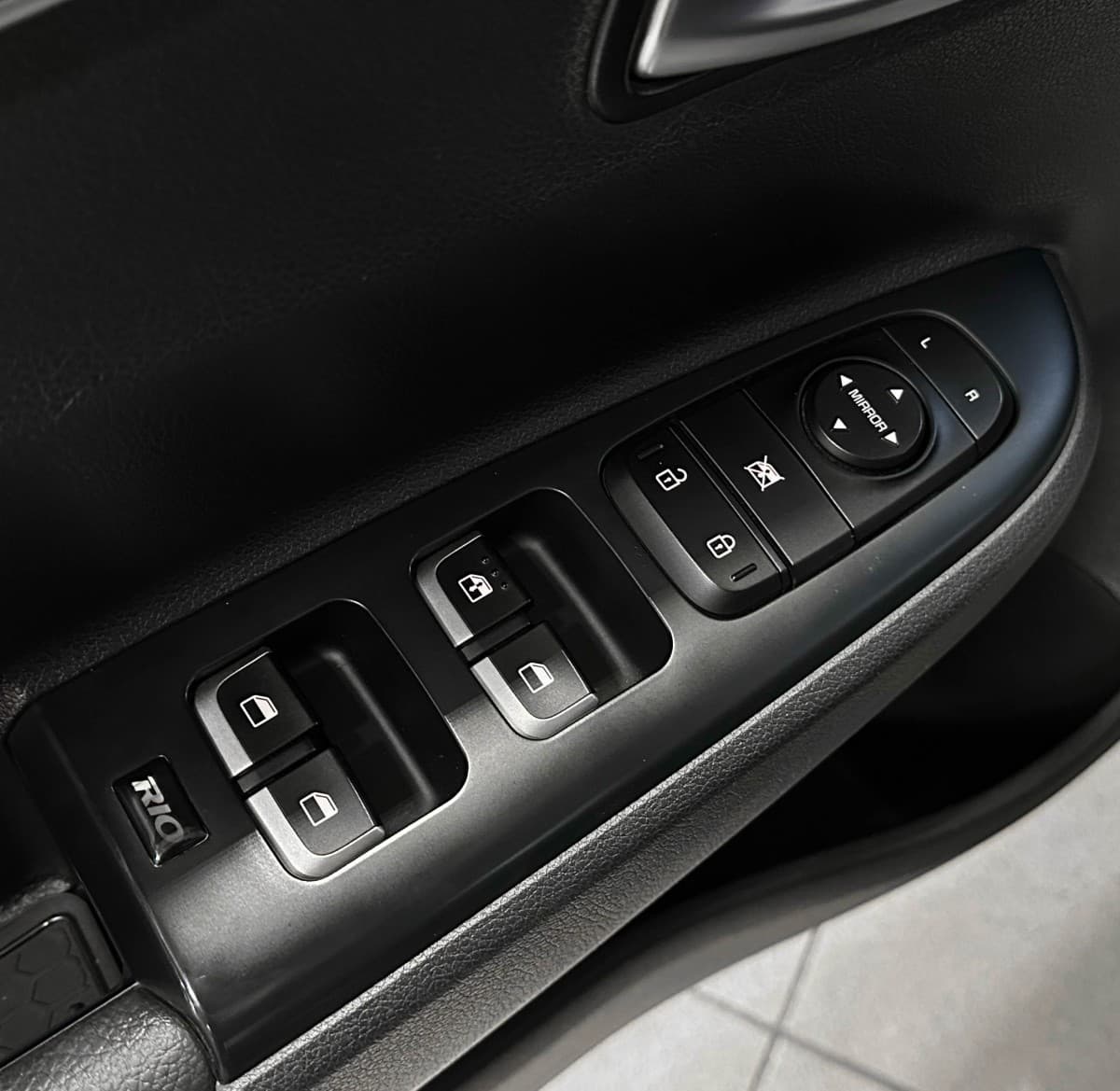 Kia Rio X-Line - фото 17