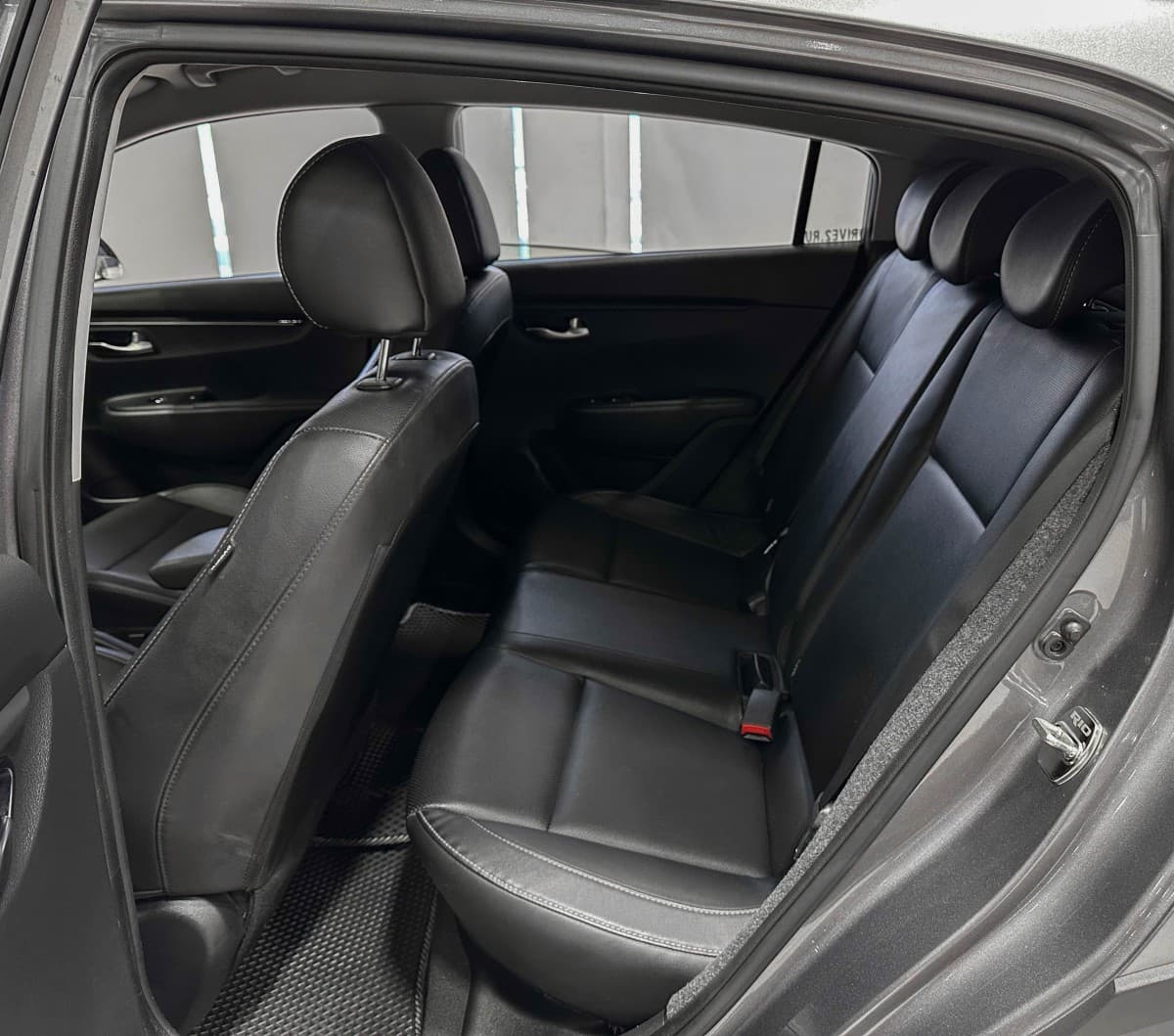 Kia Rio X-Line - фото 12