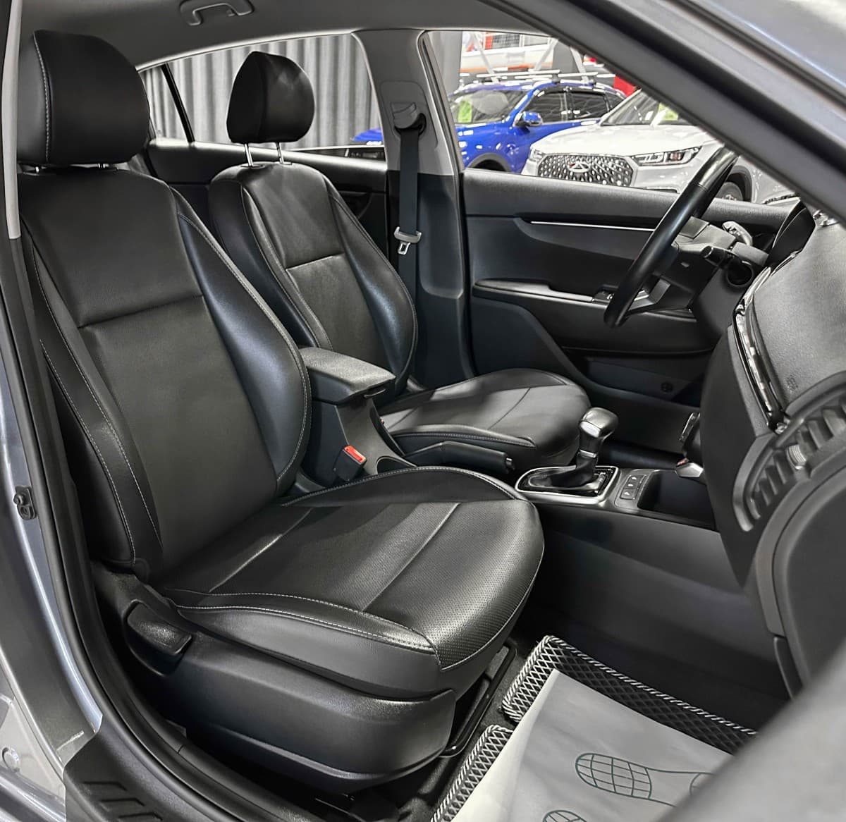 Kia Rio X-Line - фото 15