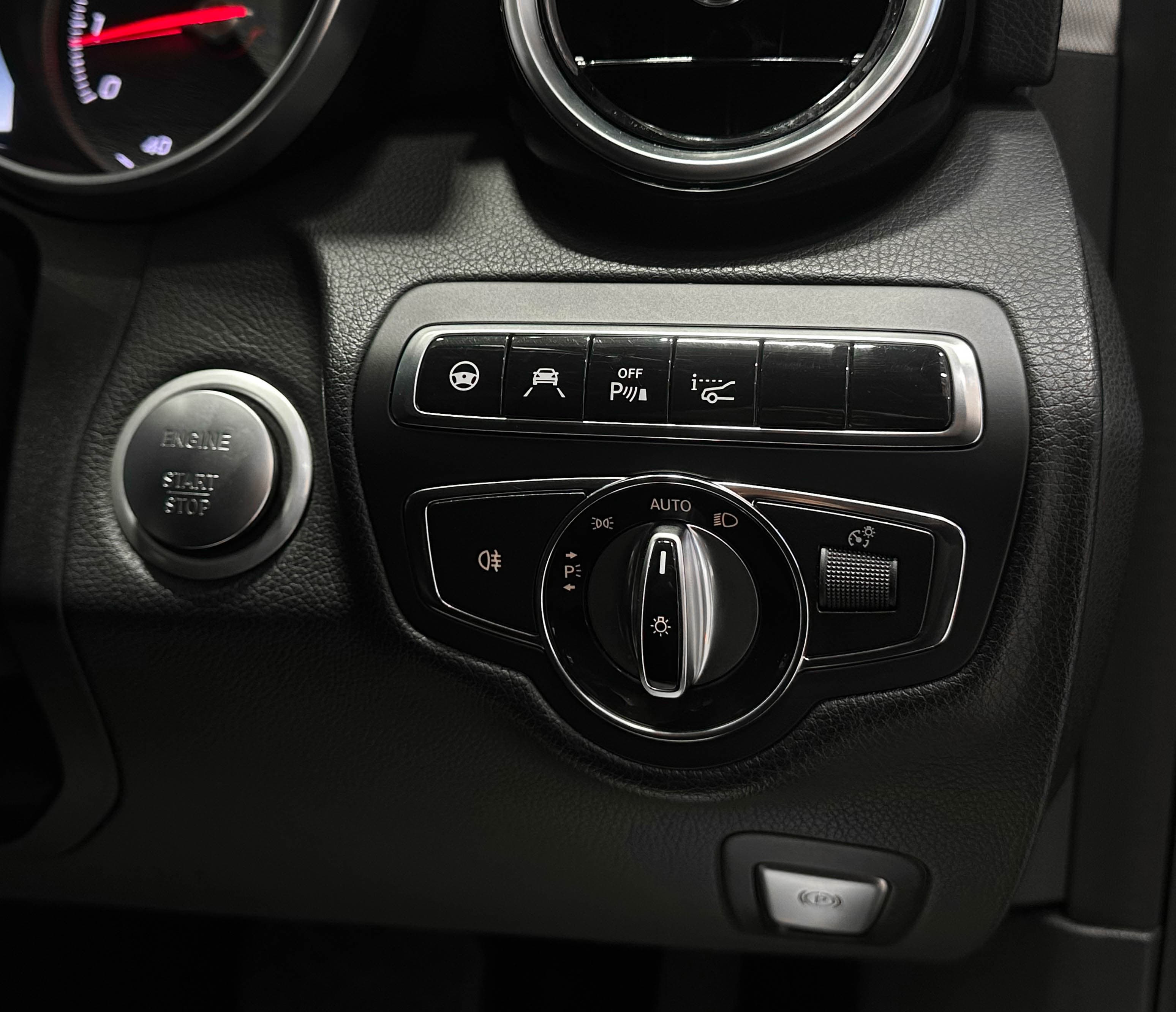 Mercedes-Benz C-Класс - фото 19