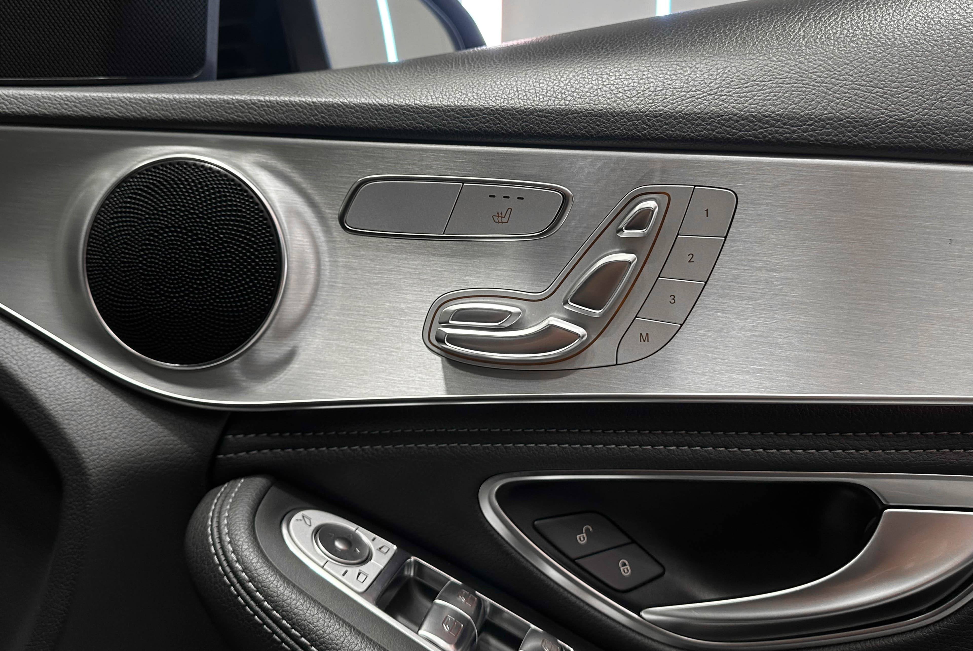Mercedes-Benz C-Класс - фото 18