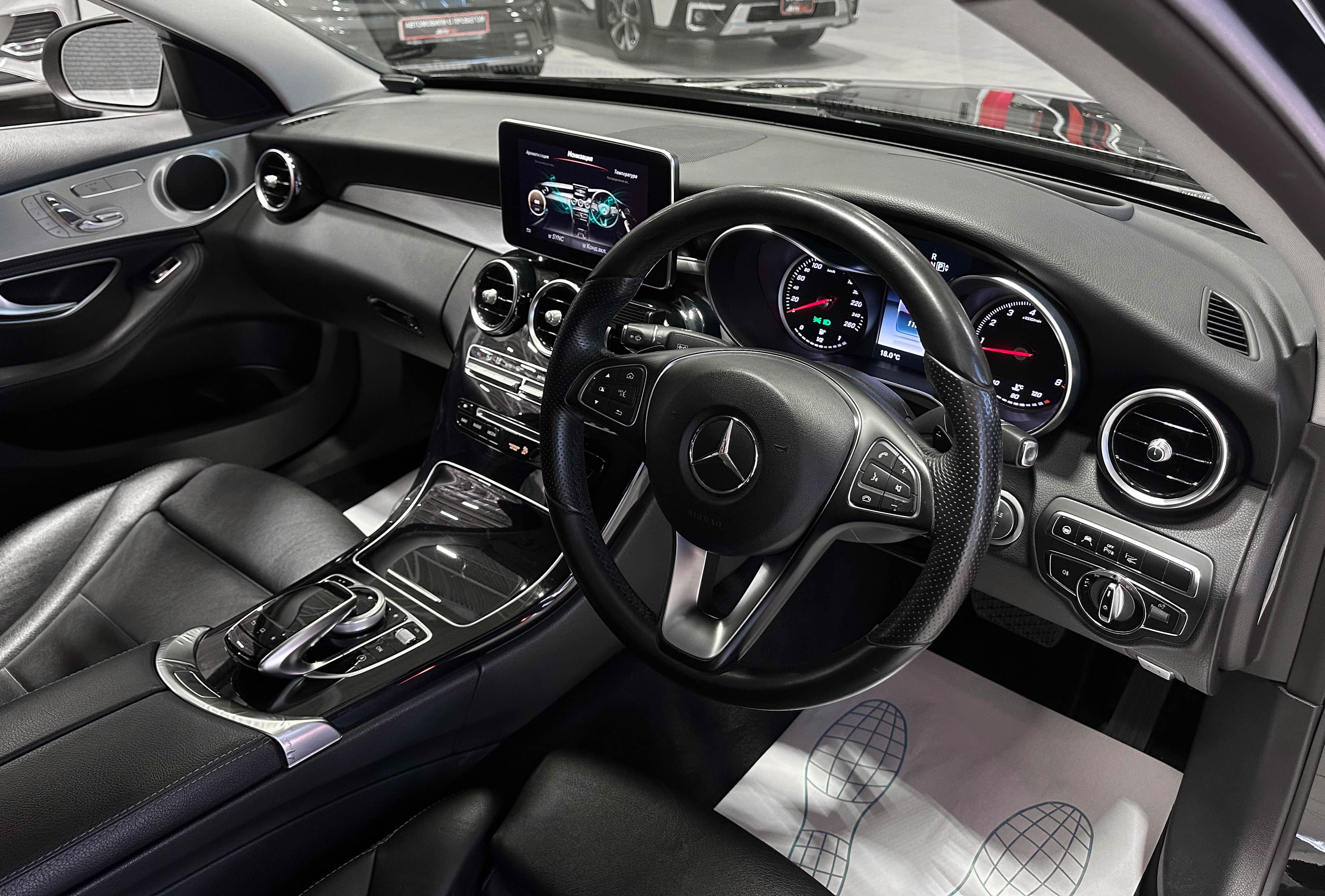 Mercedes-Benz C-Класс - фото 9