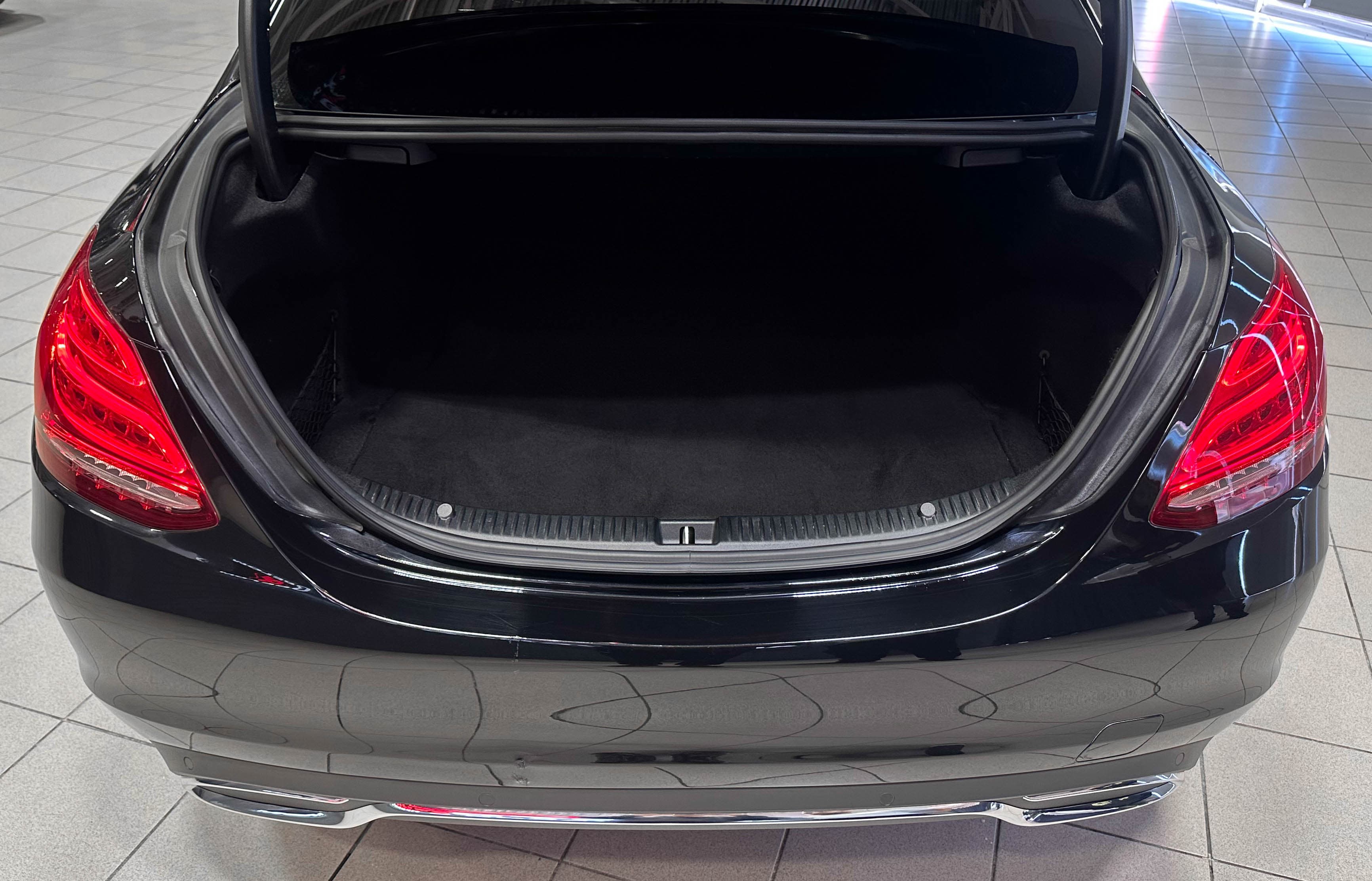 Mercedes-Benz C-Класс - фото 12