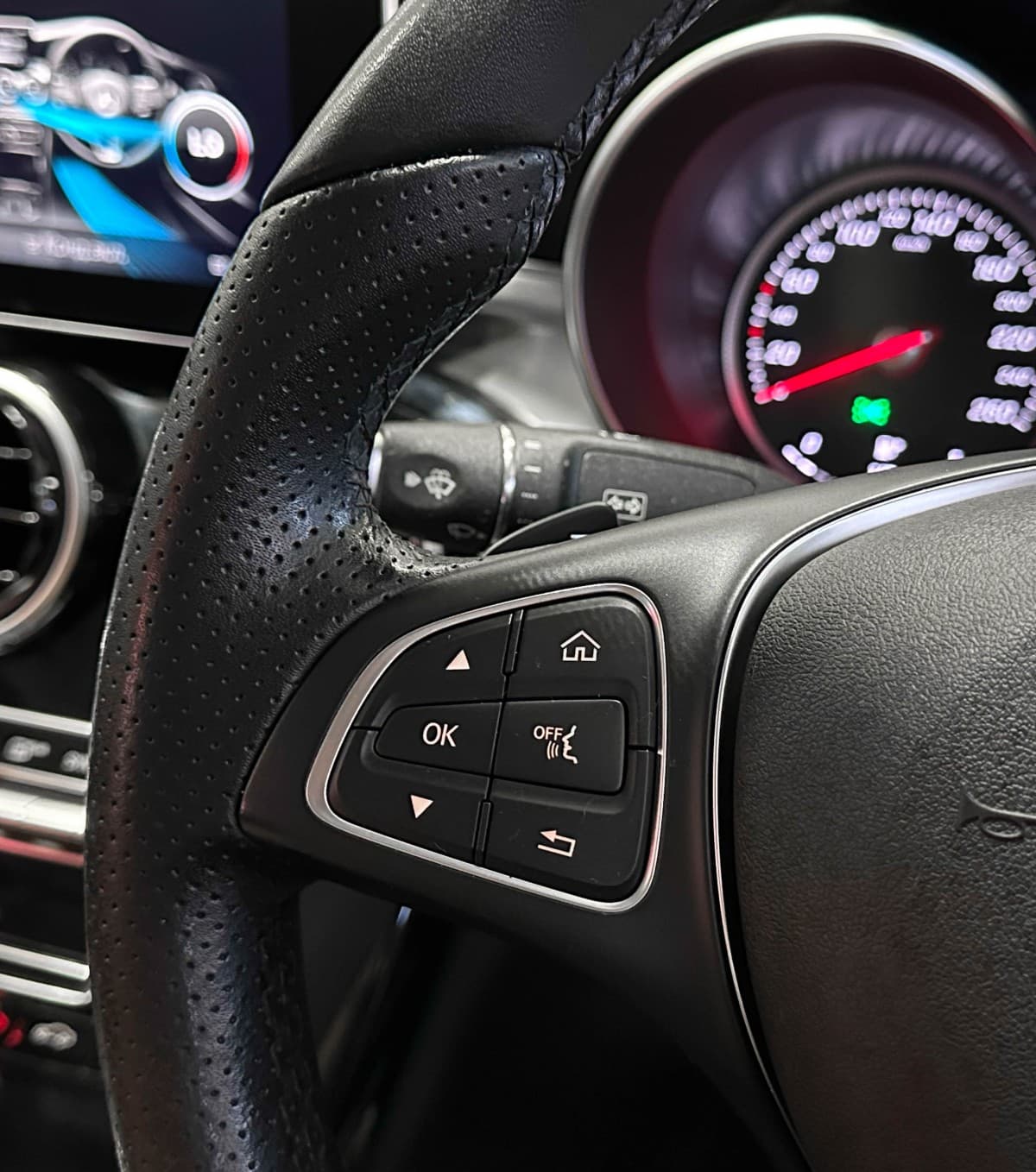 Mercedes-Benz C-Класс - фото 21
