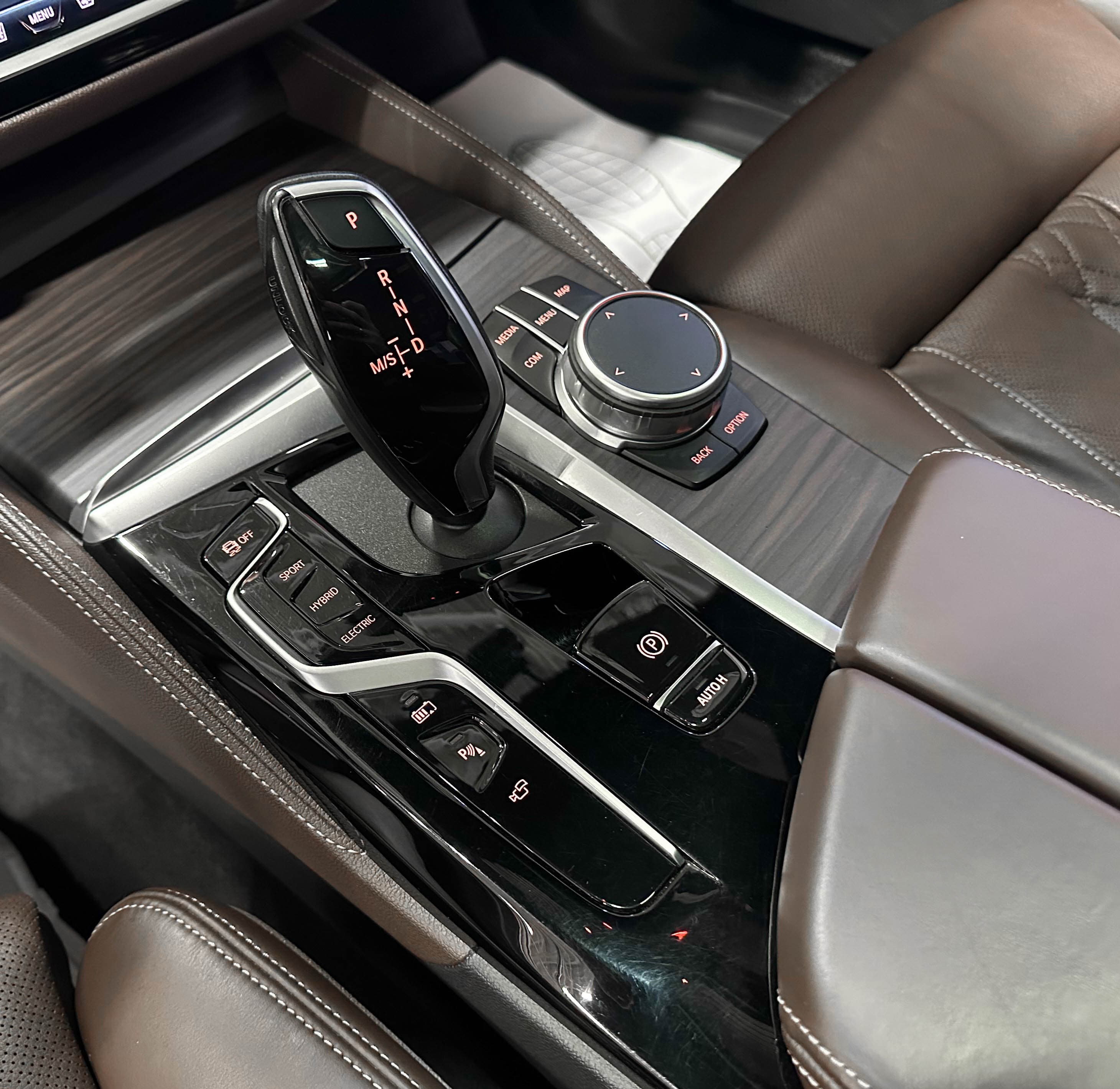 BMW 5 серии - фото 38