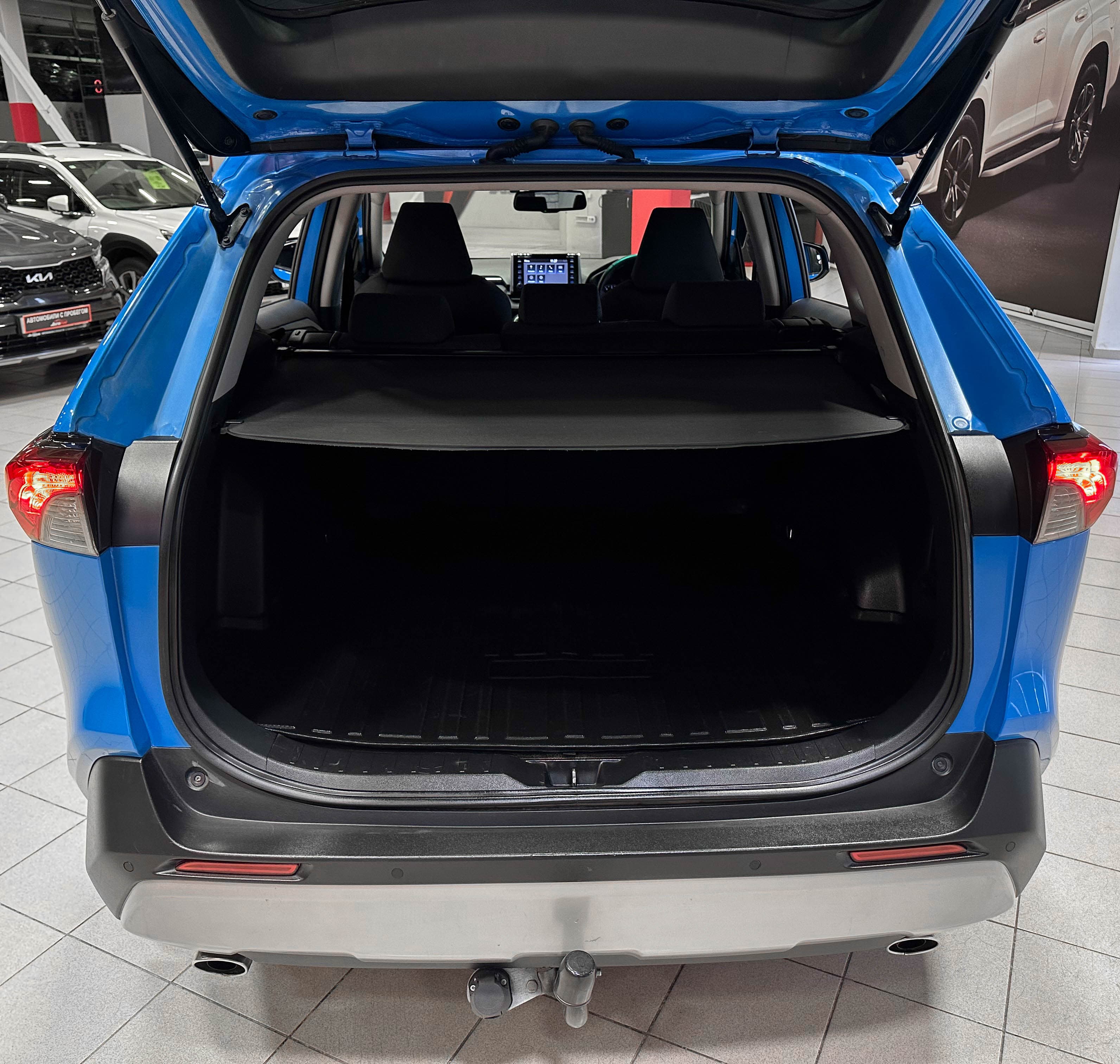 Toyota RAV4 - фото 13