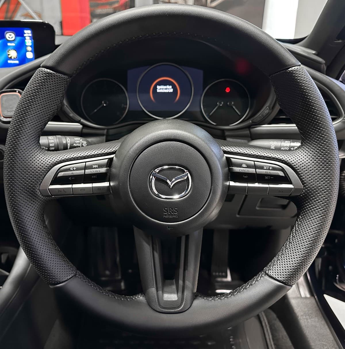 Mazda 3 - фото 26