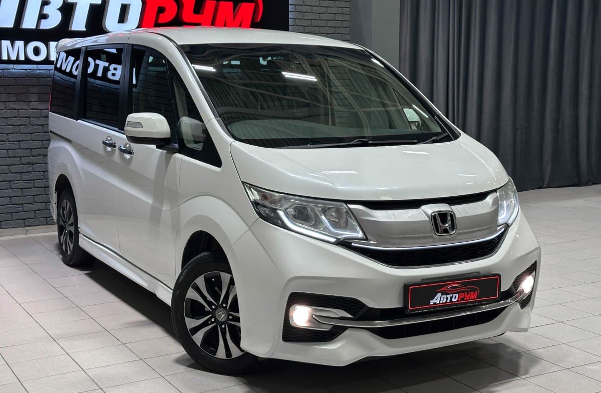 Honda Stepwgn - 5