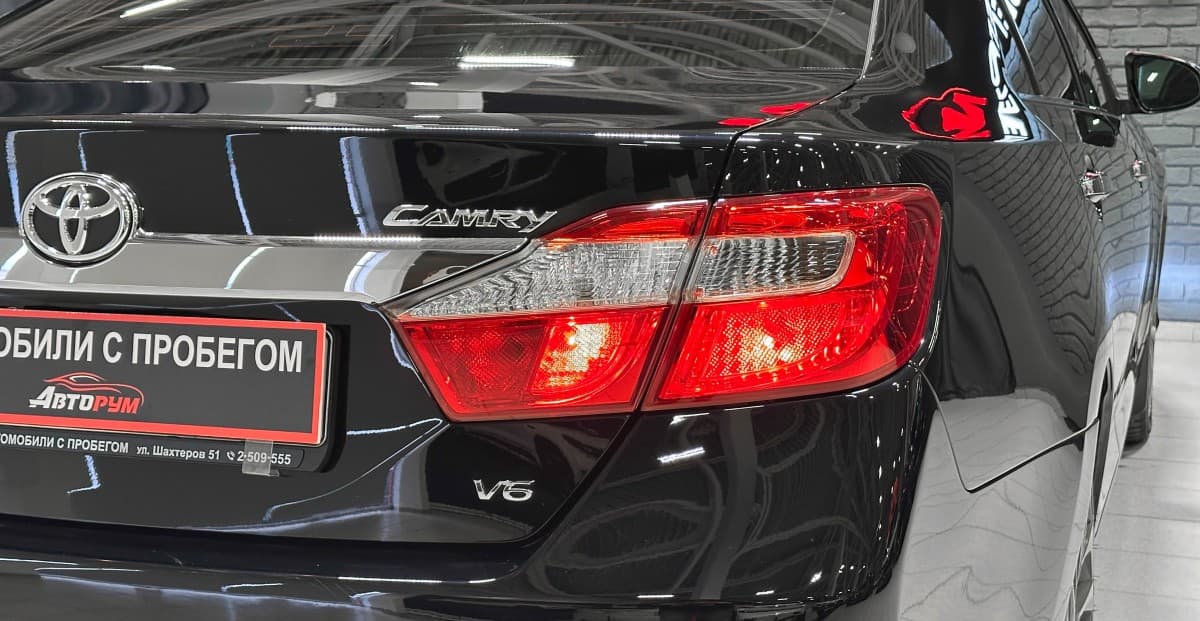 Toyota Camry - фото 8