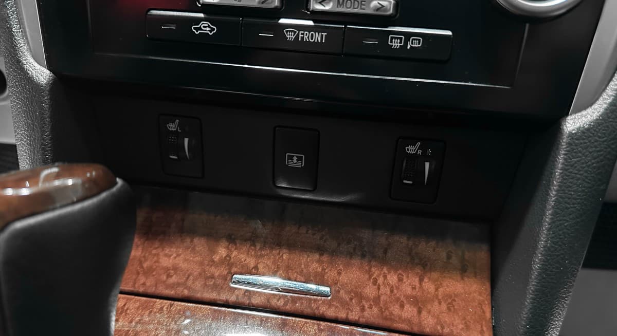Toyota Camry - фото 24