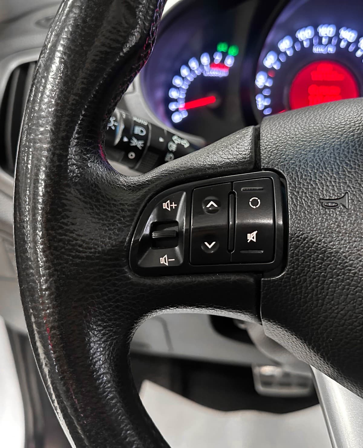 Kia SLS (Sportage:, SL. SLS) - фото 20