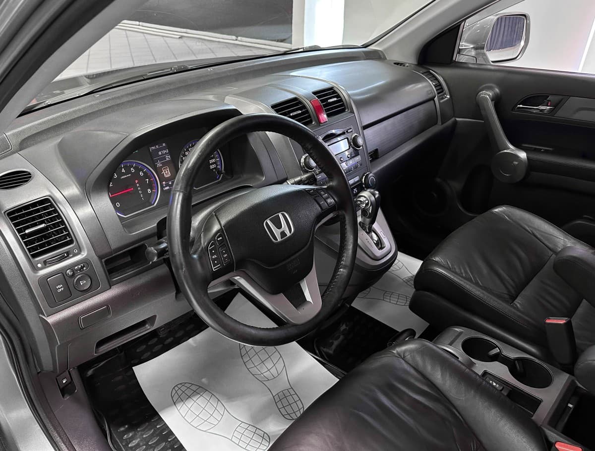 Honda CR-V - фото 10