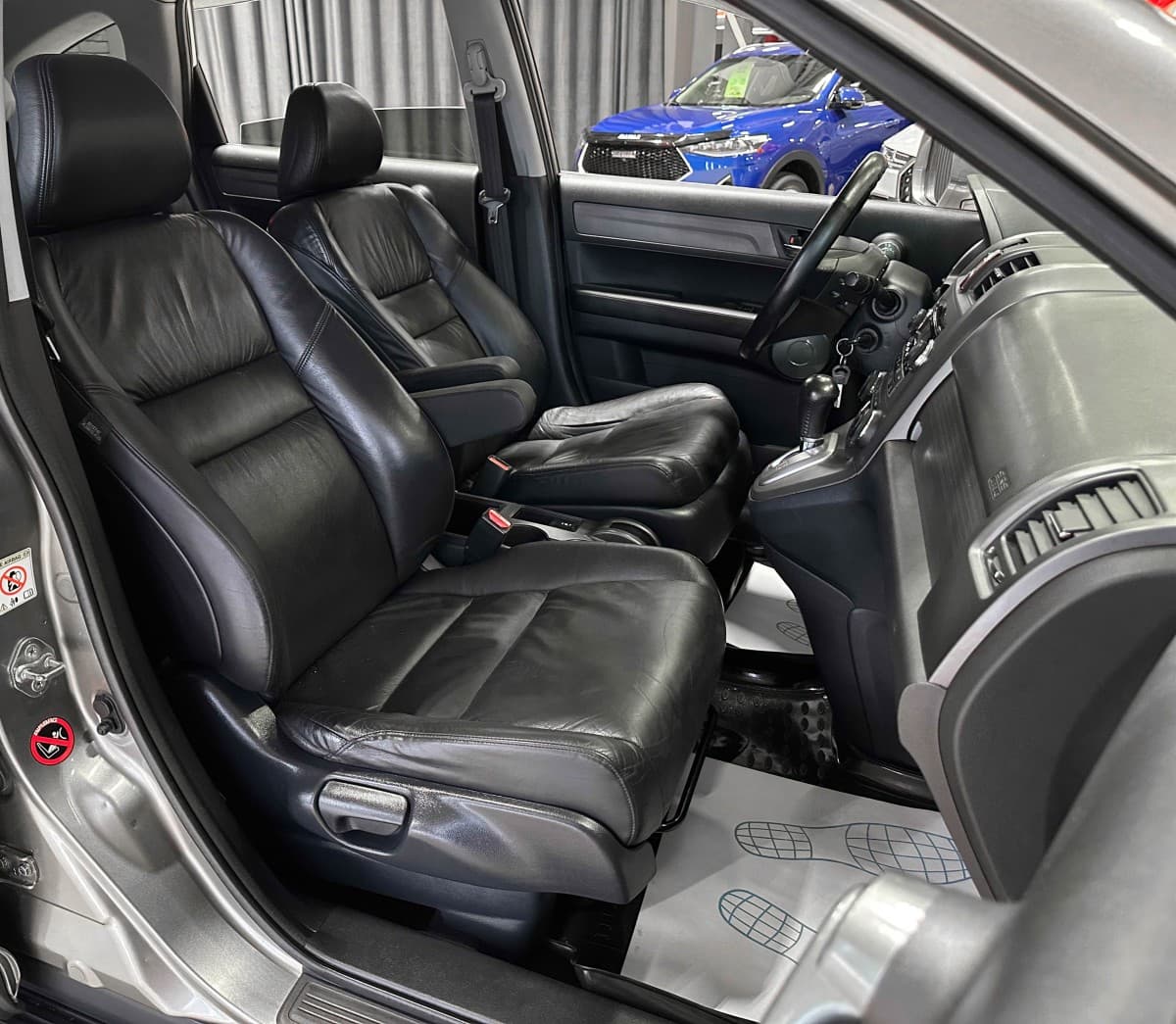 Honda CR-V - фото 15