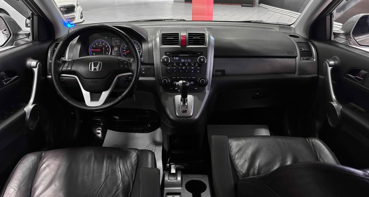 Honda CR-V - фото 24