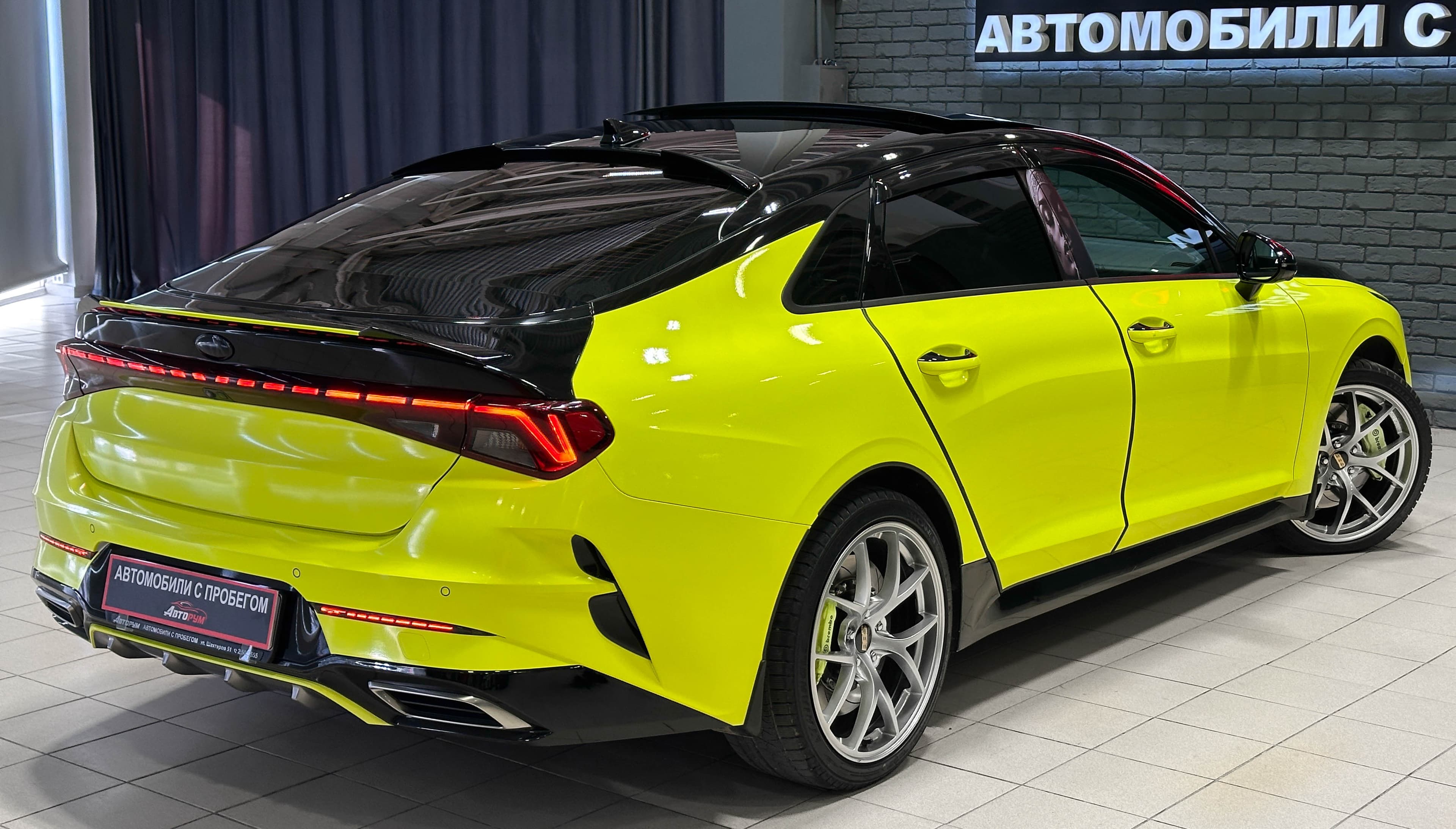 Kia K5 - фото 6