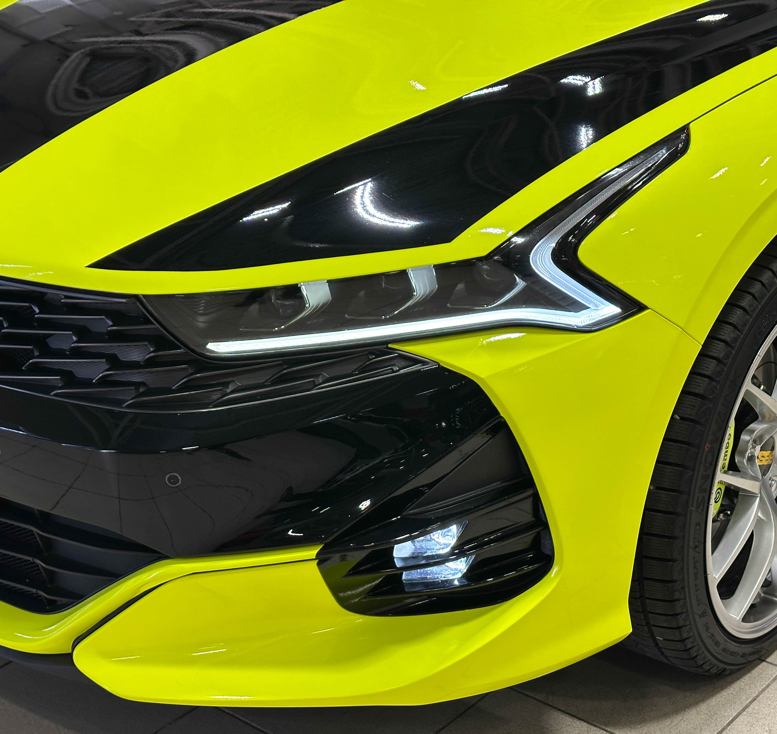Kia K5 - 4