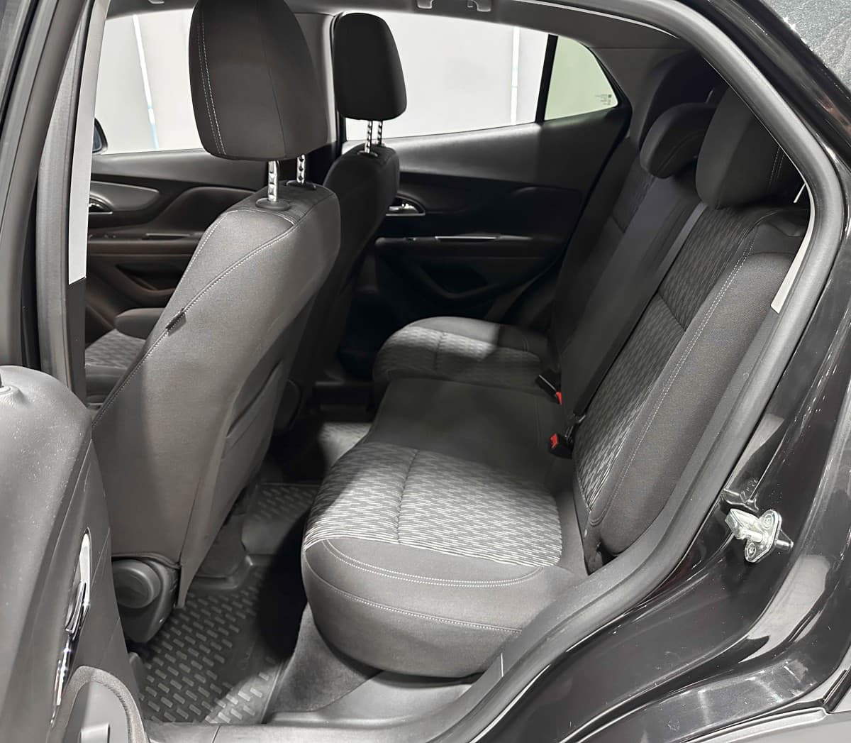 Opel Mokka - фото 12