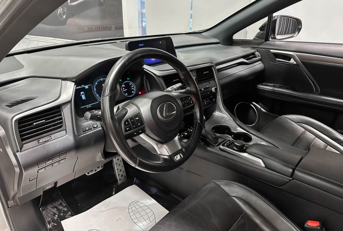 Lexus RX200T - фото 10