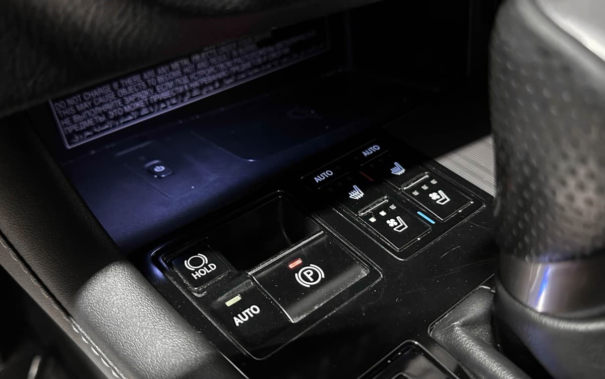 Lexus RX200T - фото 28