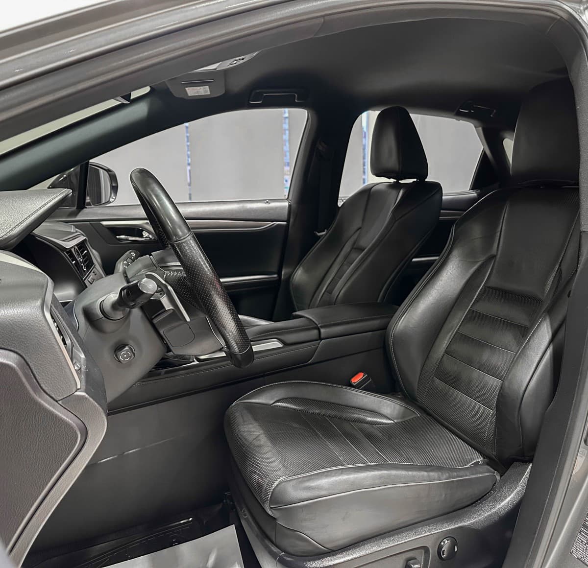 Lexus RX200T - фото 11