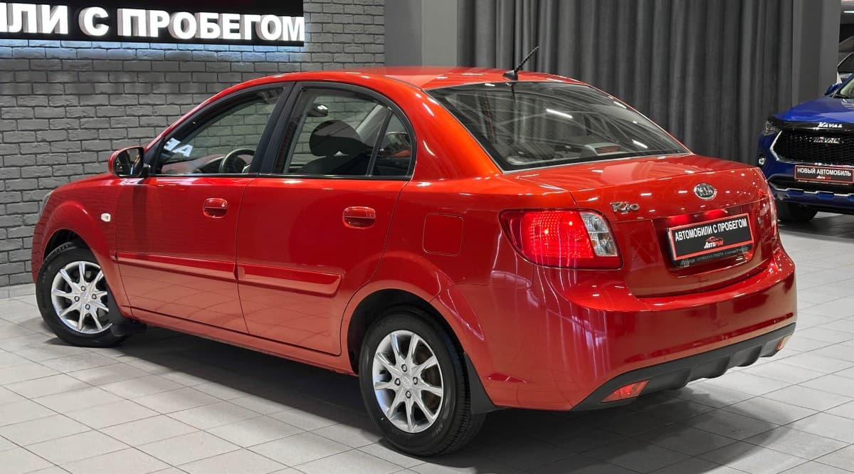 Kia Rio - фото 9