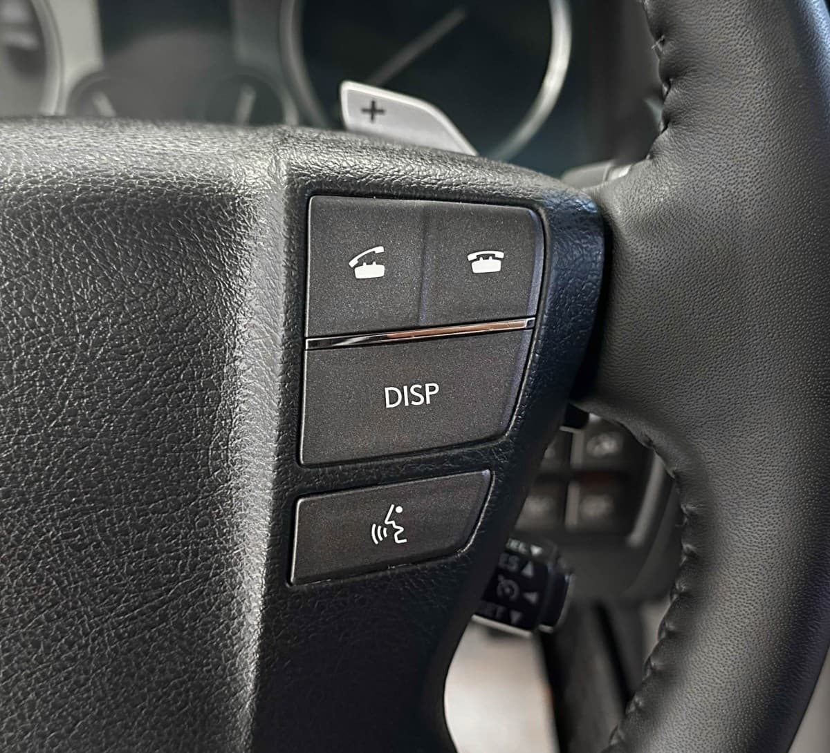 Lexus LX 570 - фото 19