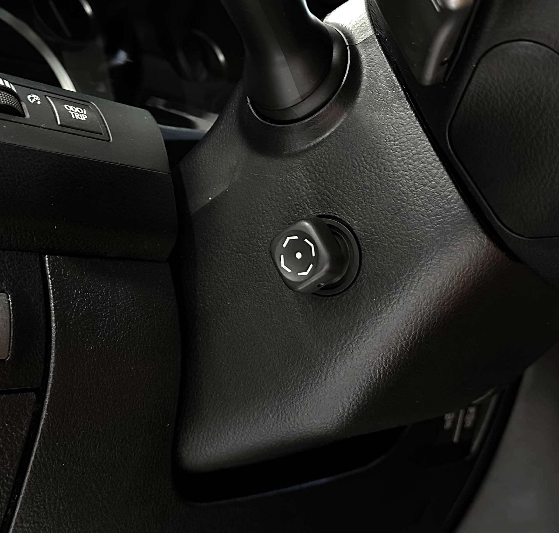 Lexus LX 570 - фото 25
