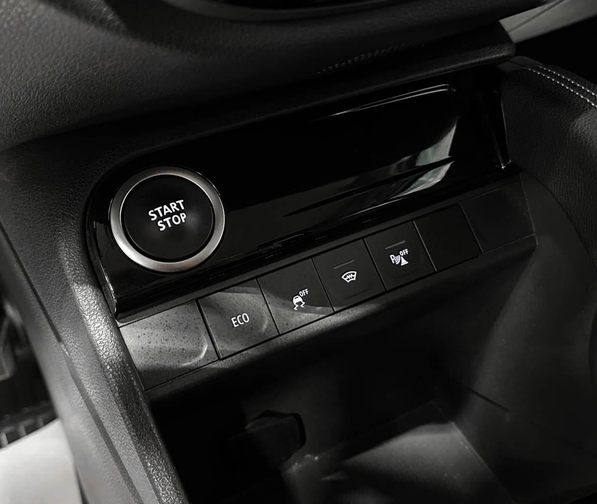 Renault Kaptur - фото 24