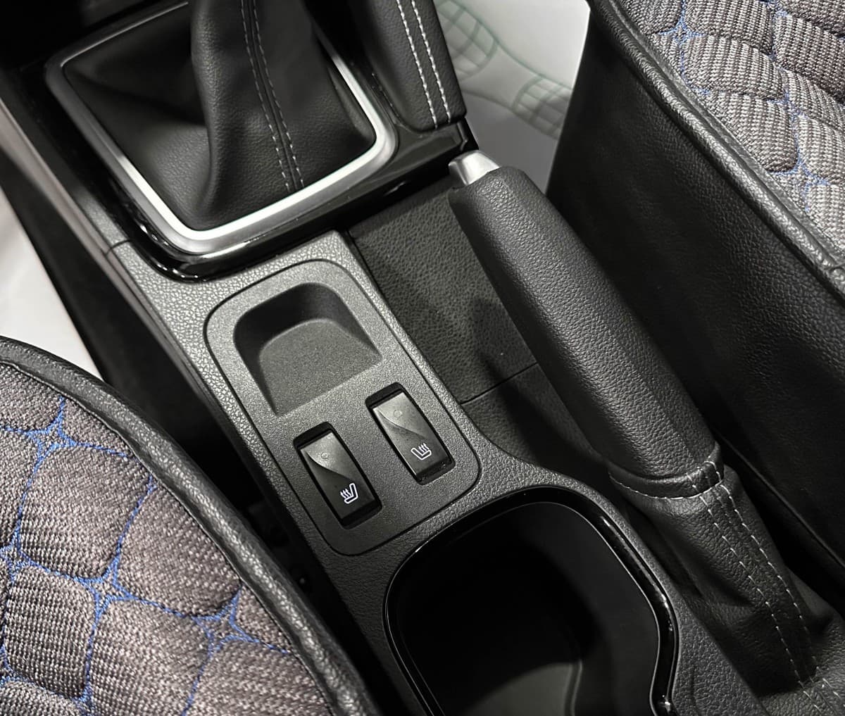 Renault Kaptur - фото 25