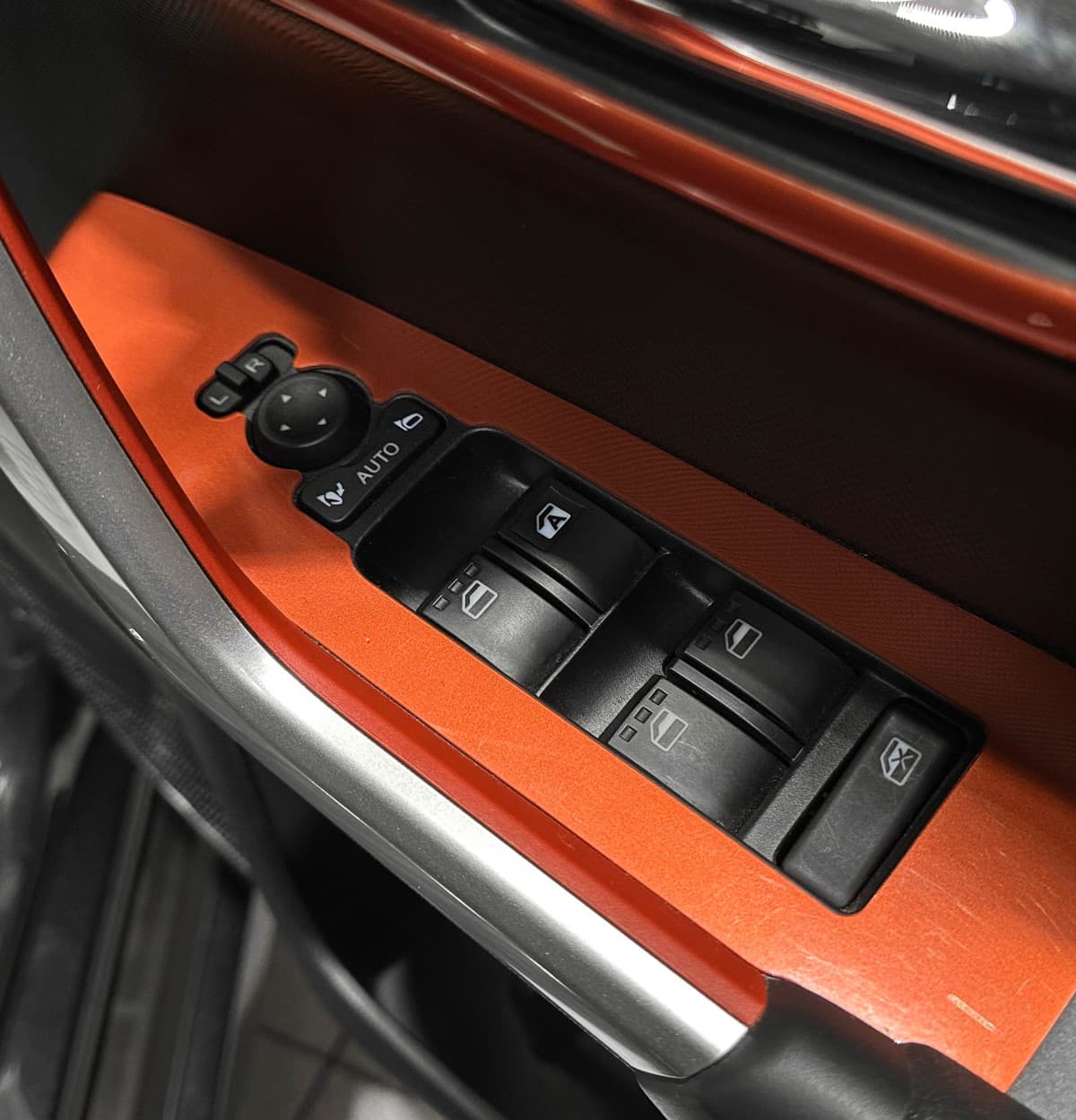 Toyota Raize - фото 17