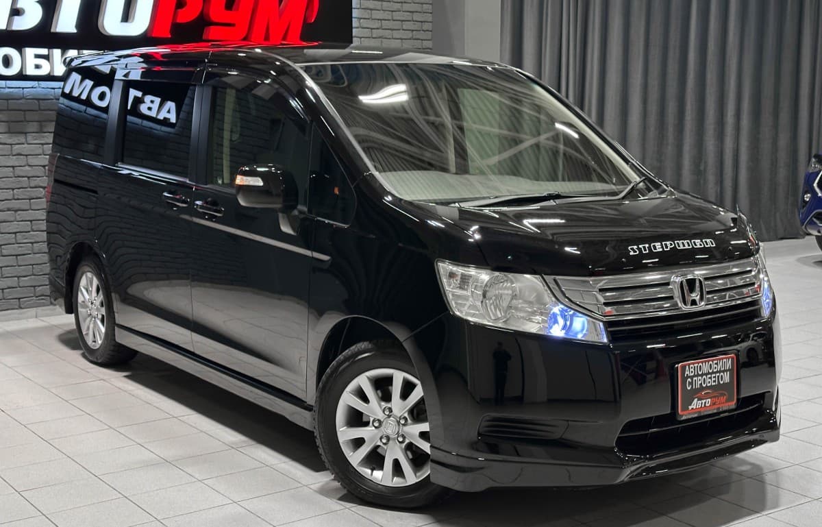 Honda Stepwgn - 5