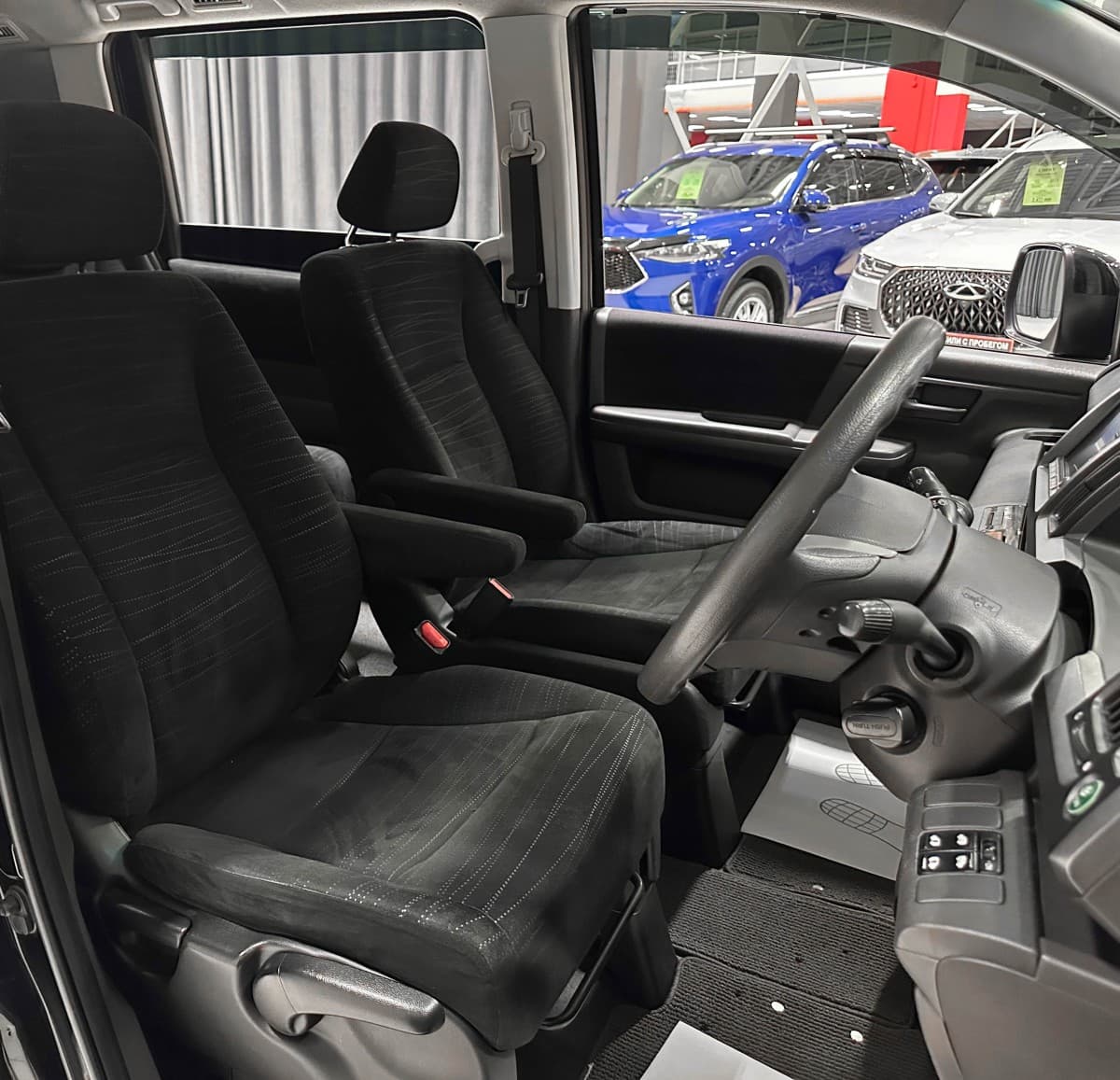 Honda Stepwgn - фото 11