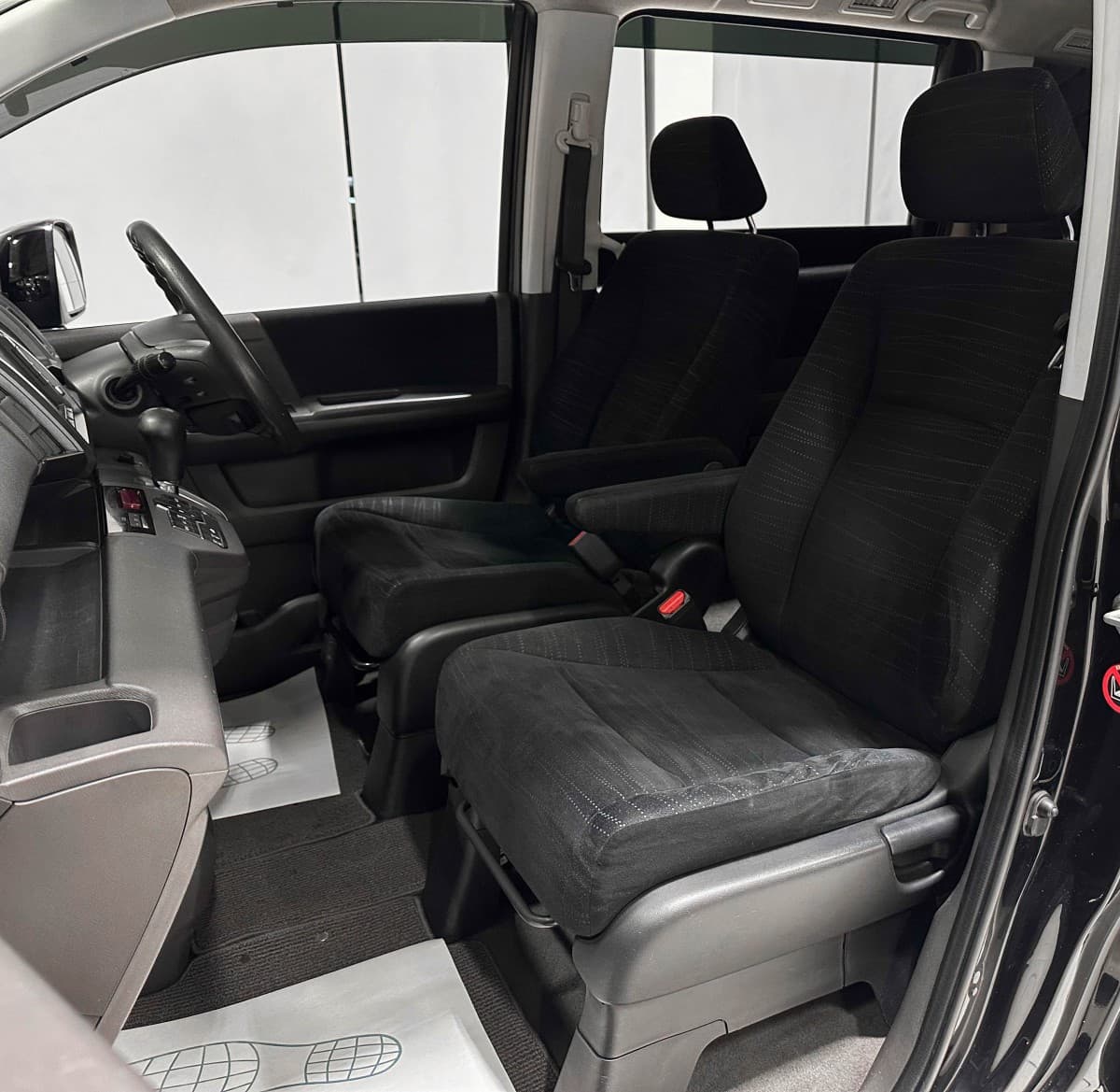 Honda Stepwgn - фото 15