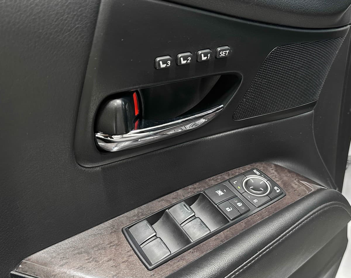 Lexus RX 350 - фото 17