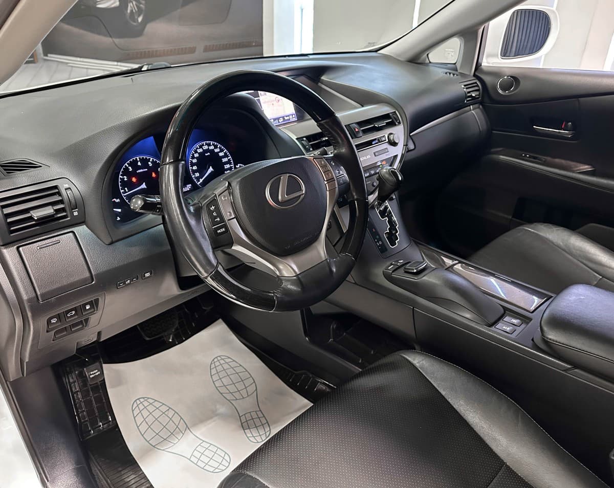 Lexus RX 350 - фото 10