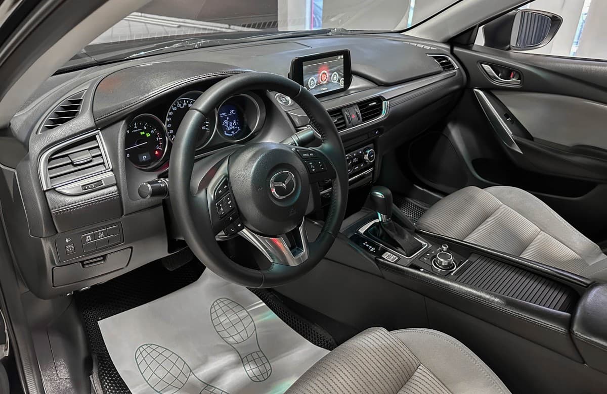 Mazda 6 - фото 9
