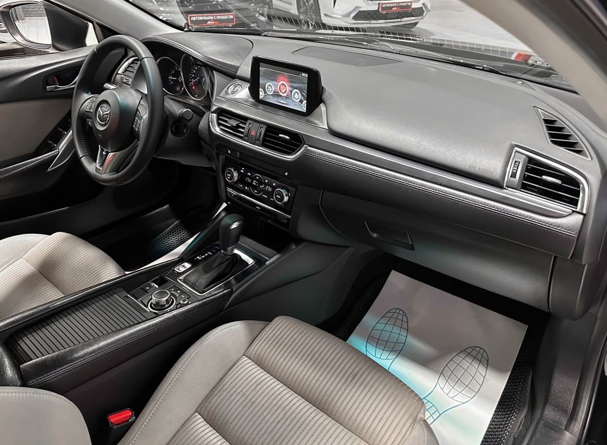 Mazda 6 - фото 15