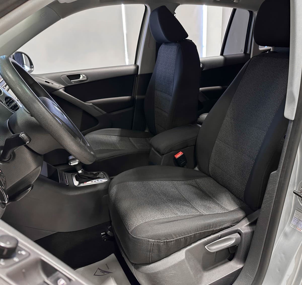 Volkswagen Tiguan - фото 11