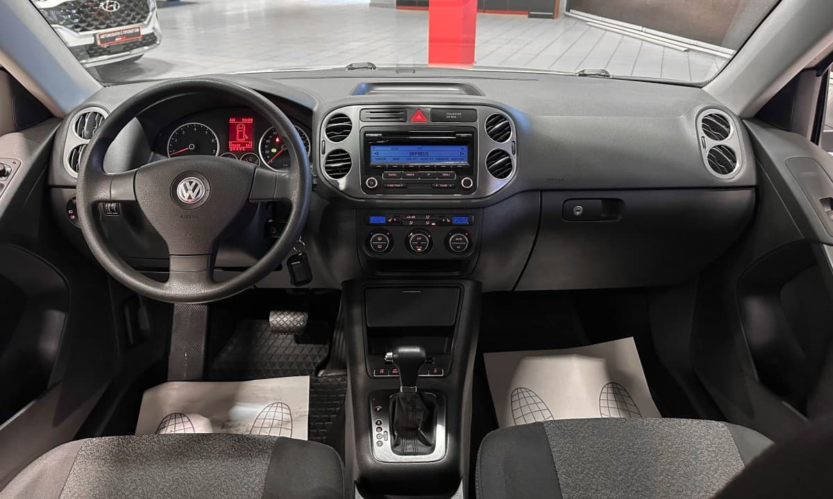 Volkswagen Tiguan - фото 25