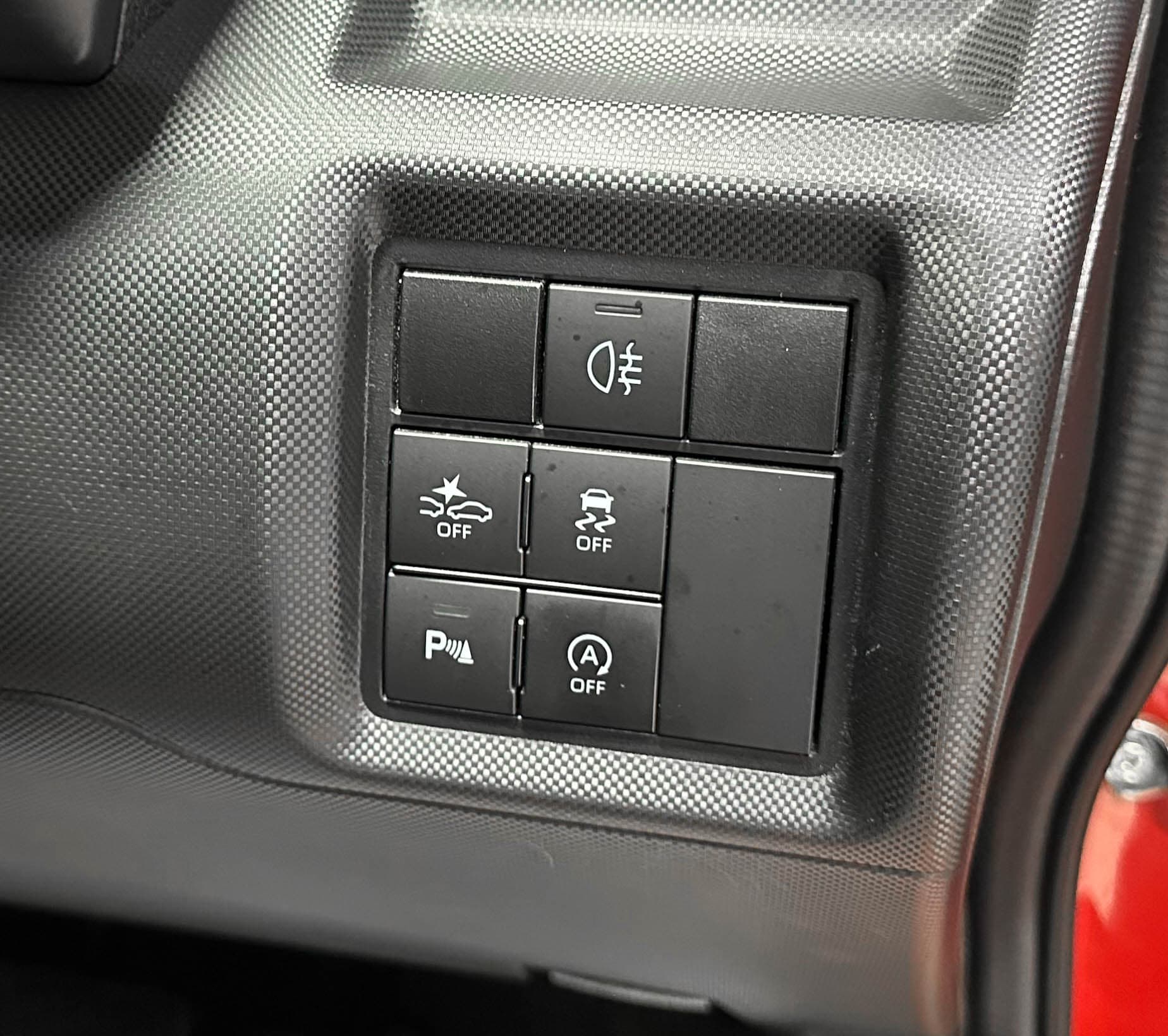 Daihatsu Rocky - фото 19