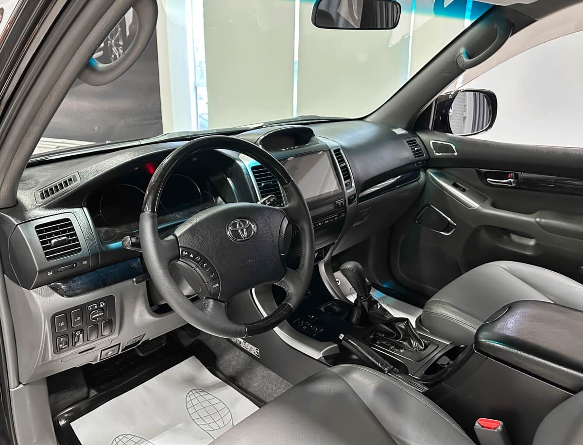 Toyota Land Cruiser Prado - фото 10