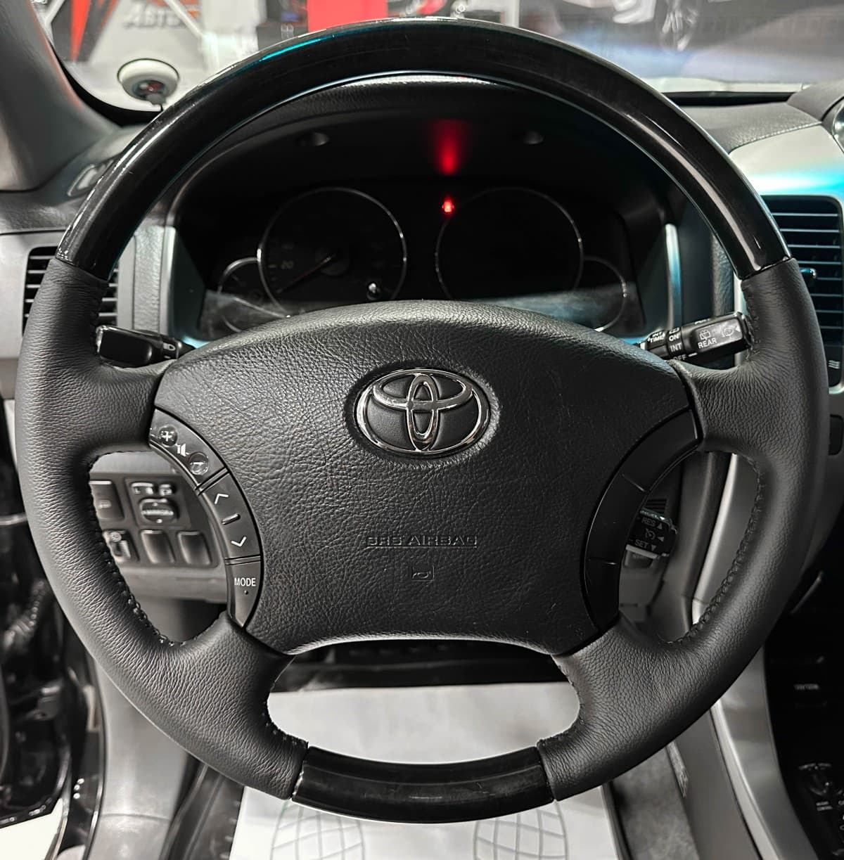 Toyota Land Cruiser Prado - фото 30
